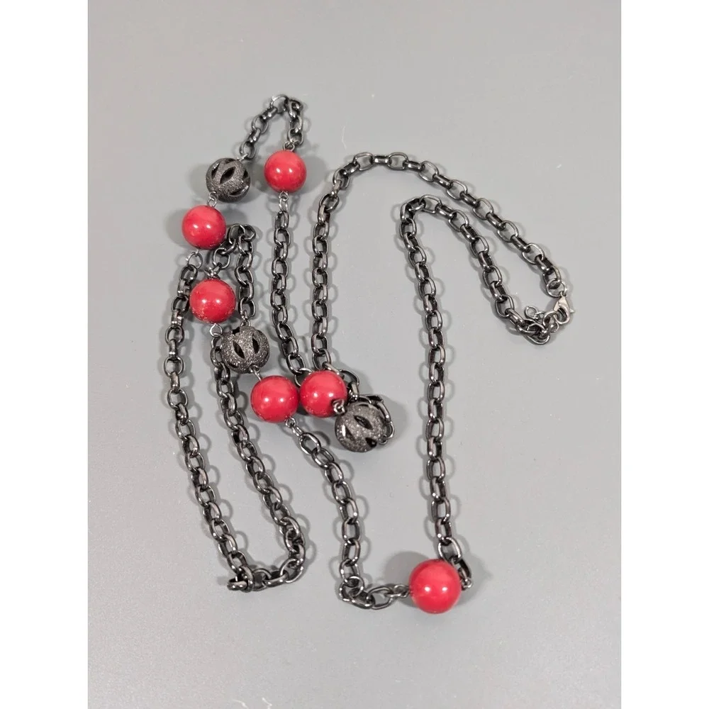 Gunmetal Filigree Ball Pink Bead Layering Necklace Goth Boho Y2K‎ 42 inch